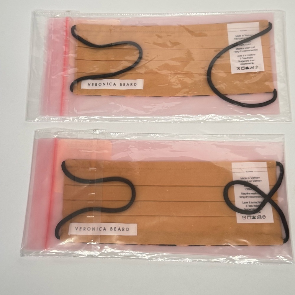 Set of 2 NWT VERONICA BEARD Reusable Cotton Leopard Print Face Masks Coverings - Picture 7 of 10